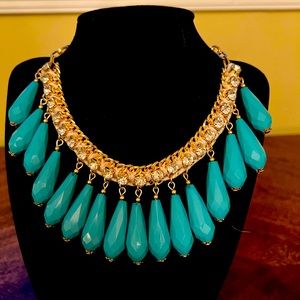 Amrita Singh necklace